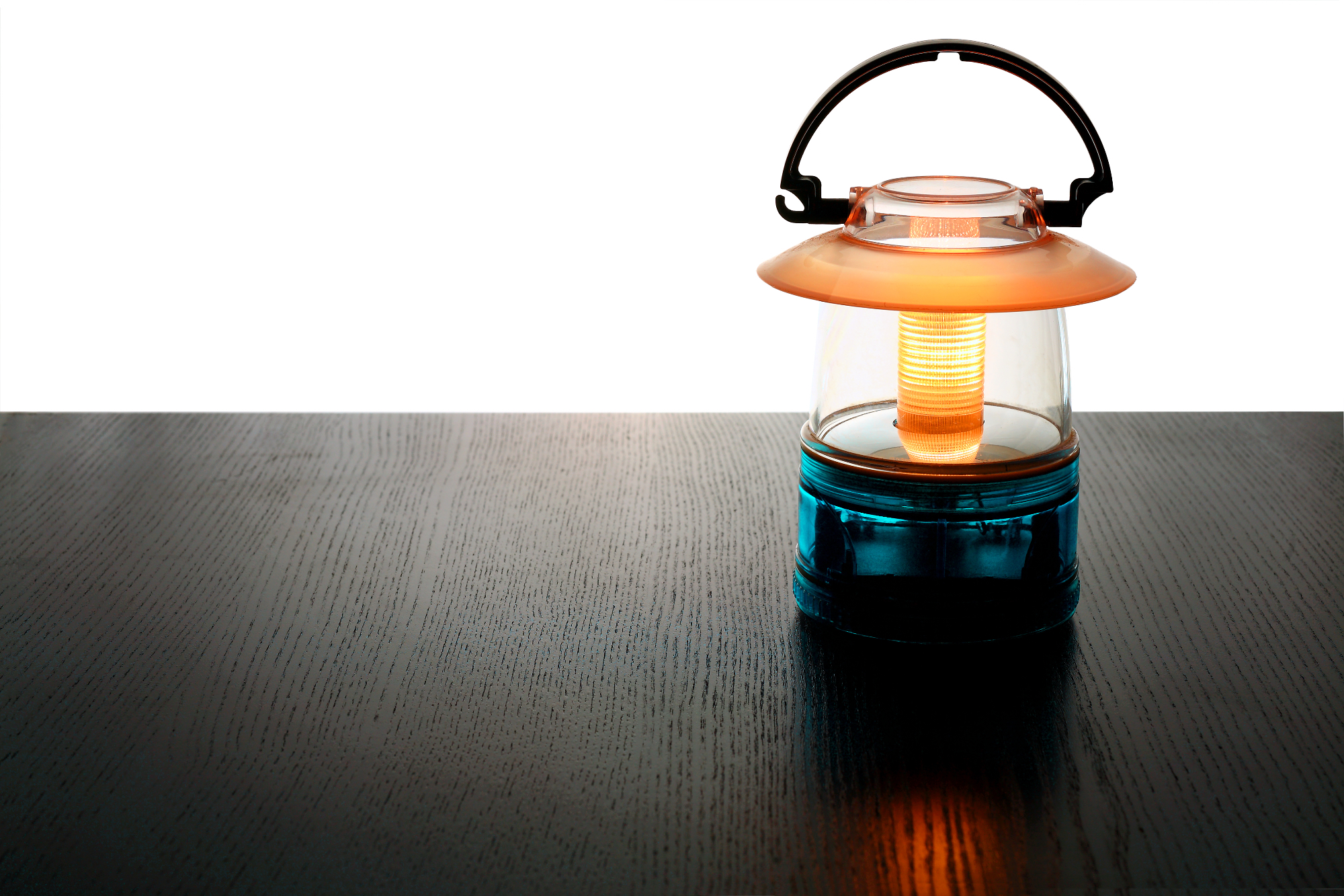 Lanterne so nekaj, kar lahko naredi prostor dosti bolj romantično