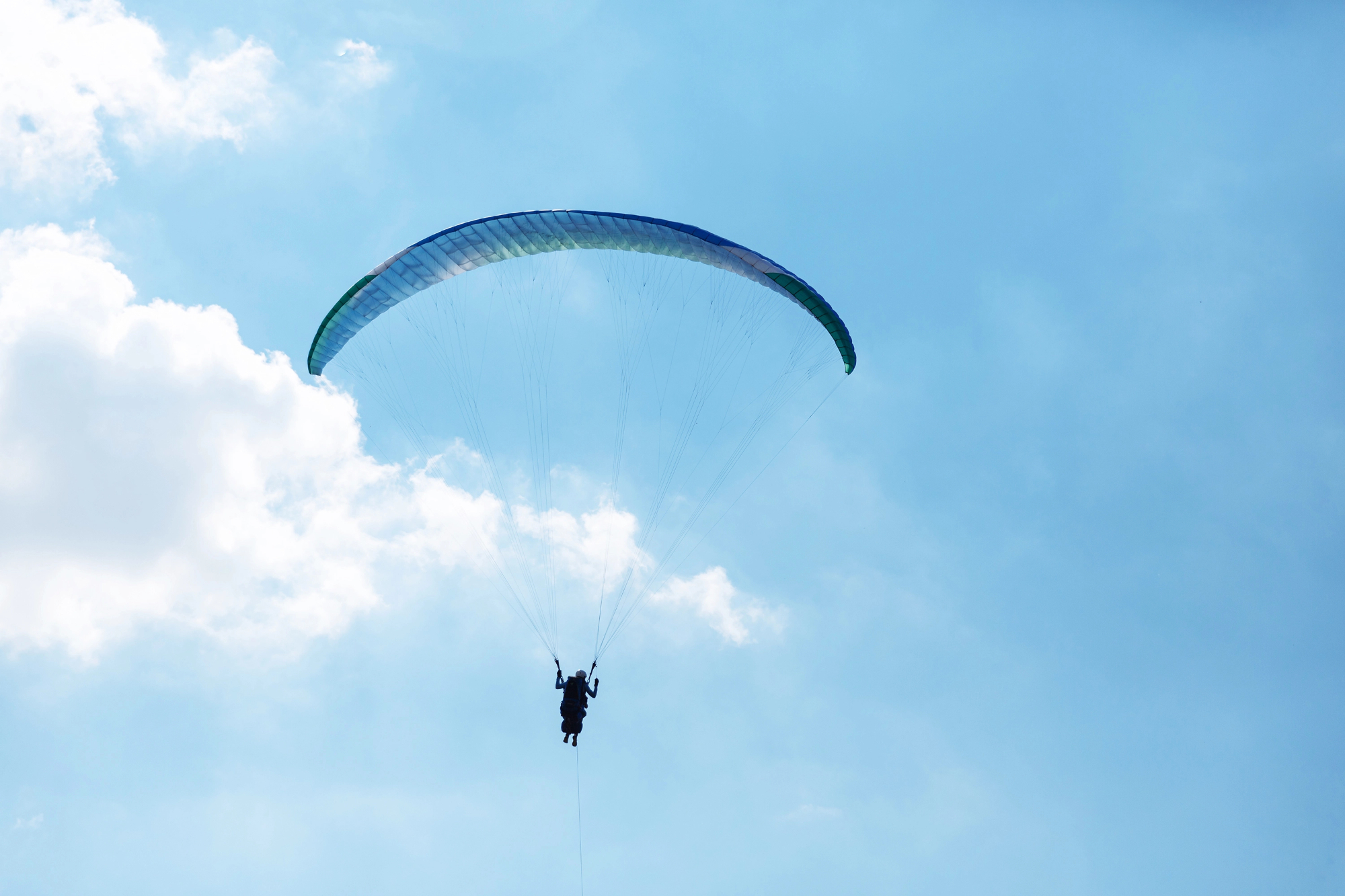 Paragliding je bilo odlično presenečenje za mojo punco